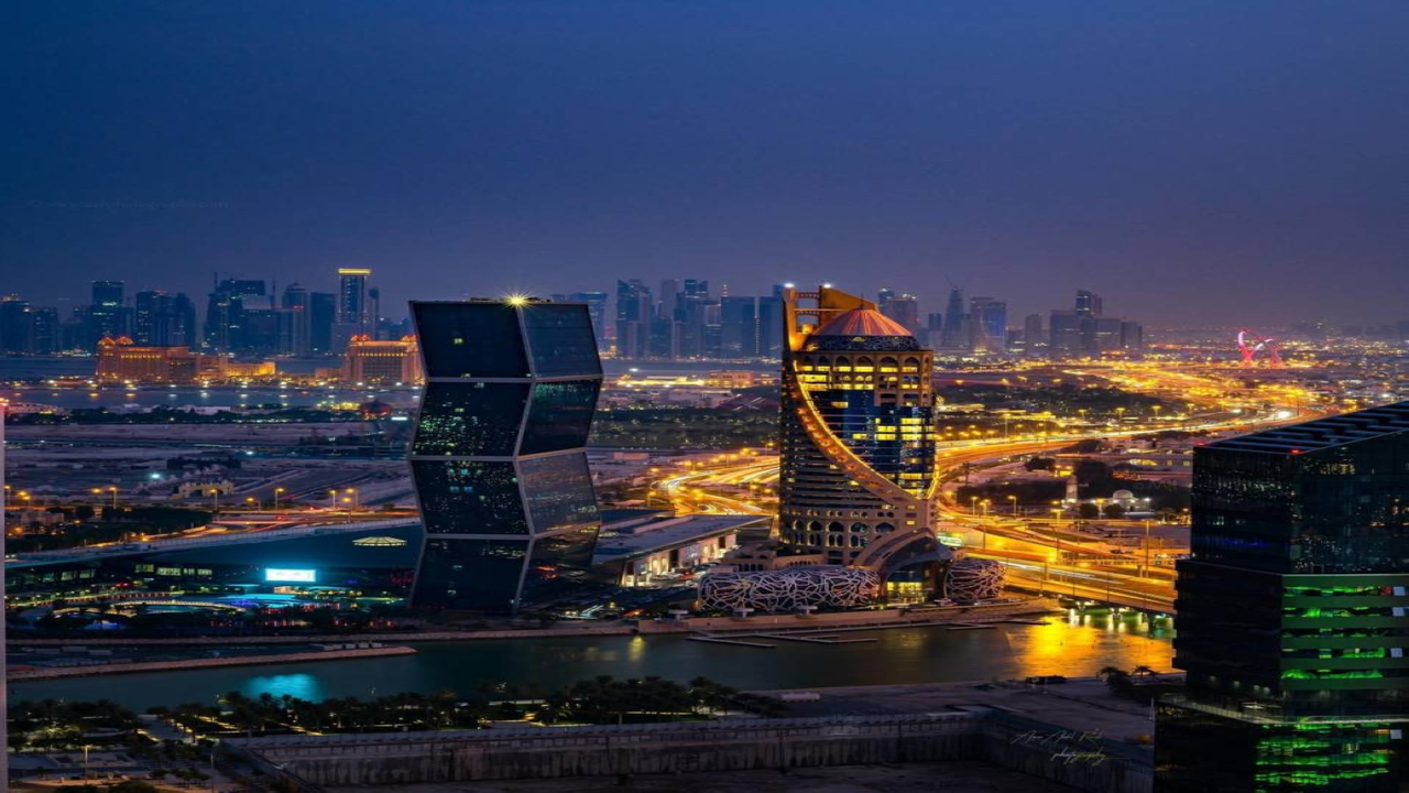 تحذير من الأرصاد الجوية بشأن رياح قوية وأمواج عالية في البحر الليلة